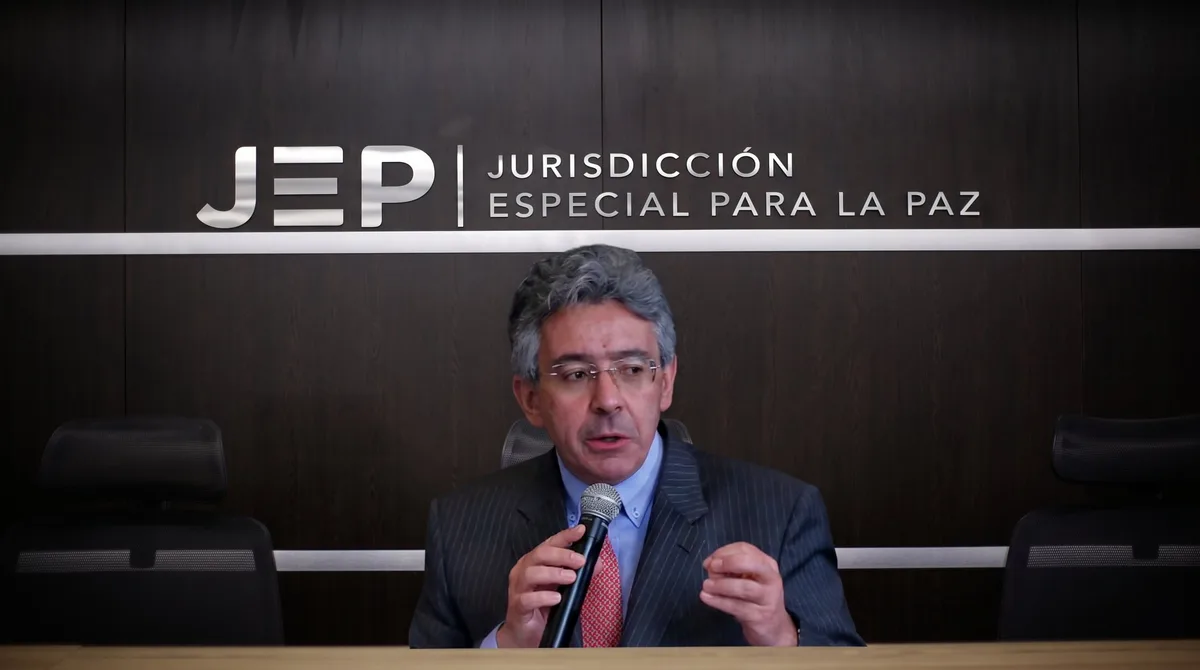 Enrique Gómez presentó proposiciones para reducir el presupuesto de la JEP en $100.000 millones: “Es una necesidad sentida”
