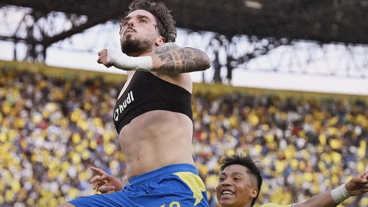 Bis de Nuno Santos coloca Mamelodi Sundowns de Miguel Cardoso nas "meias" da Taça Intercontinental