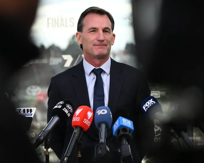 Banned Sydney Swans players not welcome at Brownlows as AFL delays inquiry until police probe concludes