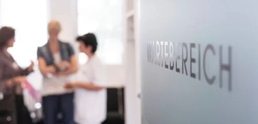 GKV-Chef: Krankenkassen plädieren für Terminvergabe nach medizinischem Bedarf