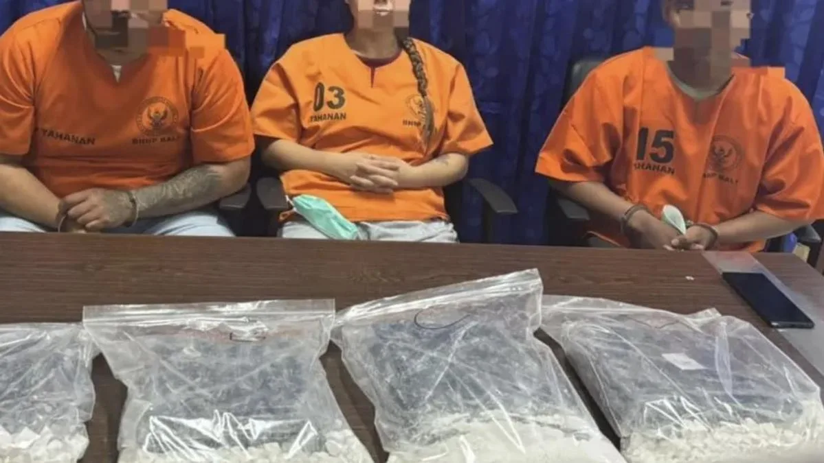 Jetstar passengers accused of smuggling 4.5kg of cocaine from Melbourne to Bali