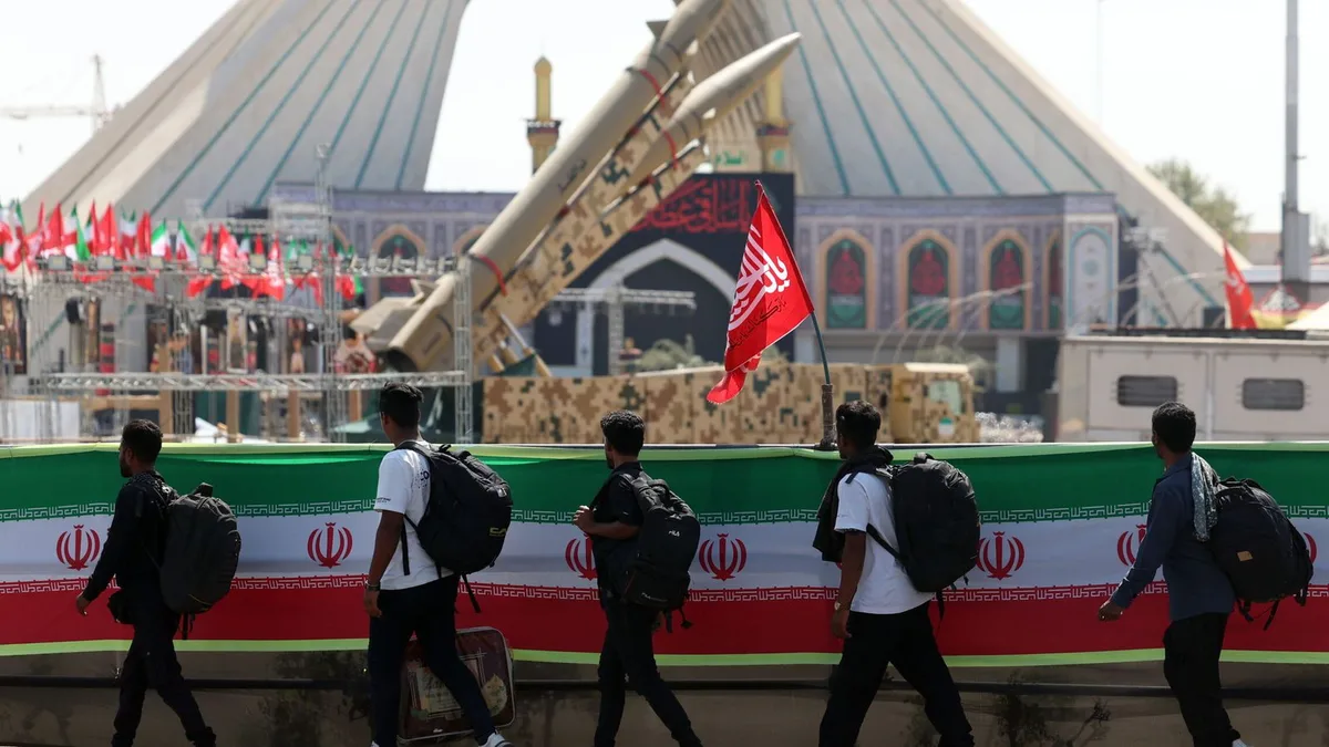 Irán estudia atacar objetivos militares de EEUU en Europa si Trump intensifica la guerra, según 'Financial Times'
