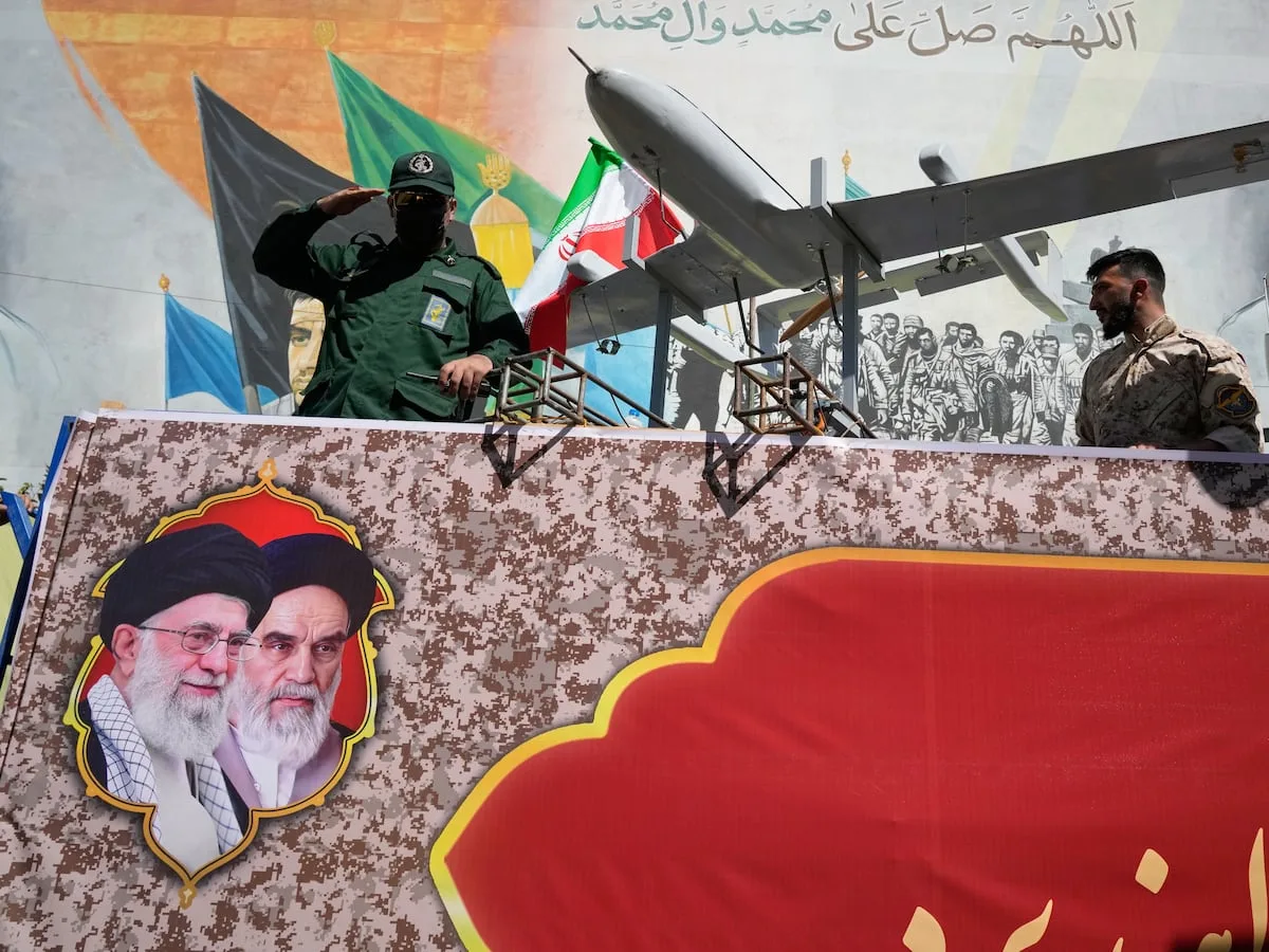 Hundreds of thousands rally in Tehran as Iranians pledge to defend nation