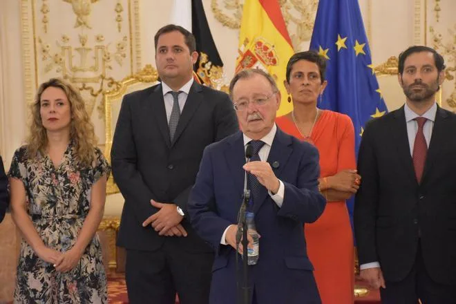 Vivas denuncia el "máximo riesgo" en Ceuta y exige el retorno inmediato a Marruecos de todos los migrantes