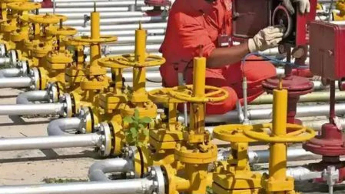 Centre asks states, union territories to expand piped gas network