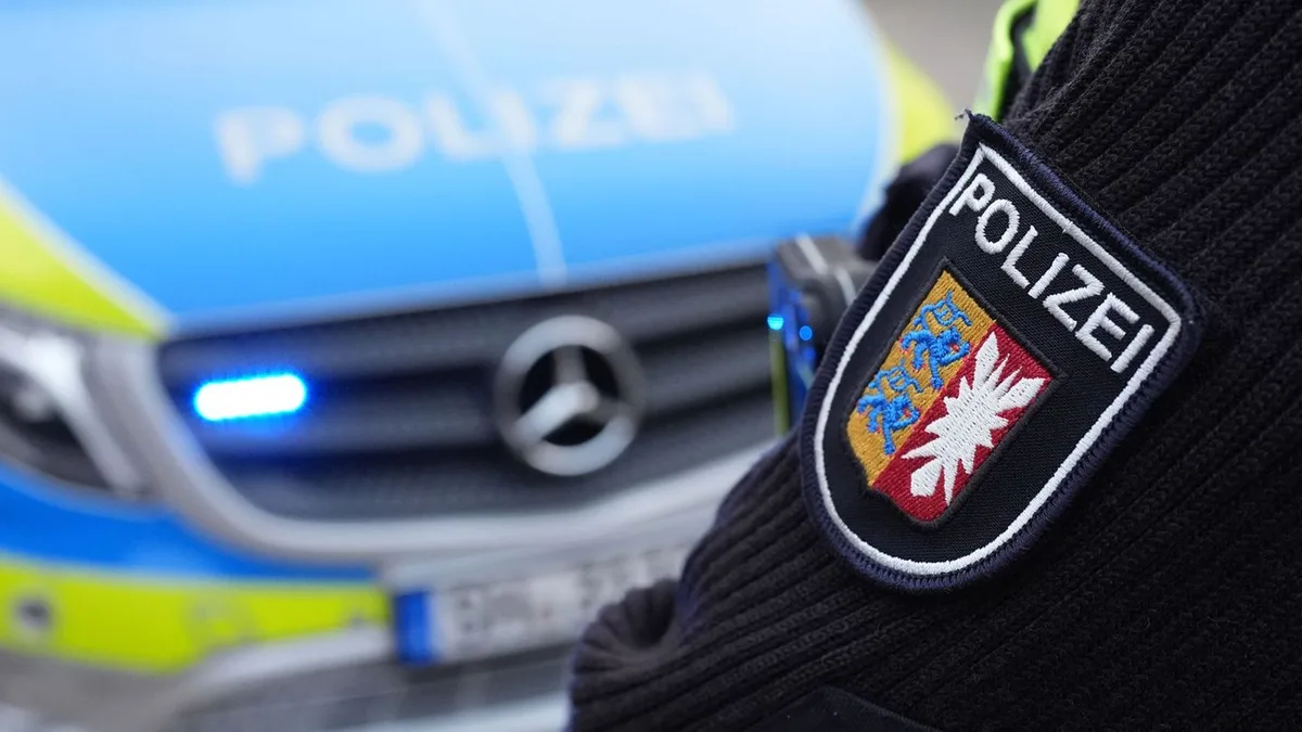 Unfälle: Radfahrer stirbt bei Zugunfall am Bahnübergang in Glückstadt