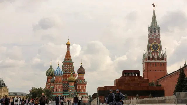Rússia elogia decisão de Trump de suspender novo pacote de sanções