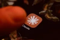 Claude fora do ar? IA da Anthropic apresenta instabilidade nesta quinta