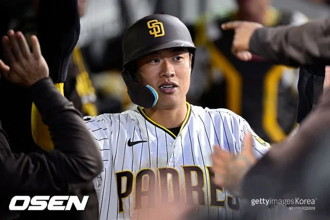 CWS→HOU→CWS→SD 저니맨 외야수에 밀렸다…송성문 트리플A 강등, ML 복귀 가능할까