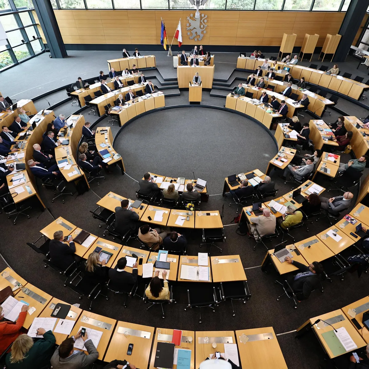 Abstimmung - CDU, BSW, SPD und Linke wollen gegen AfD-Misstrauensvotum gegen thüringischen Ministerpräsident Voigt stimmen