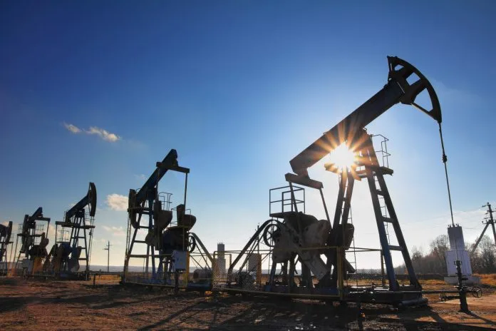 La mitad de la producción petrolera de Venezuela se exporta a EEUU