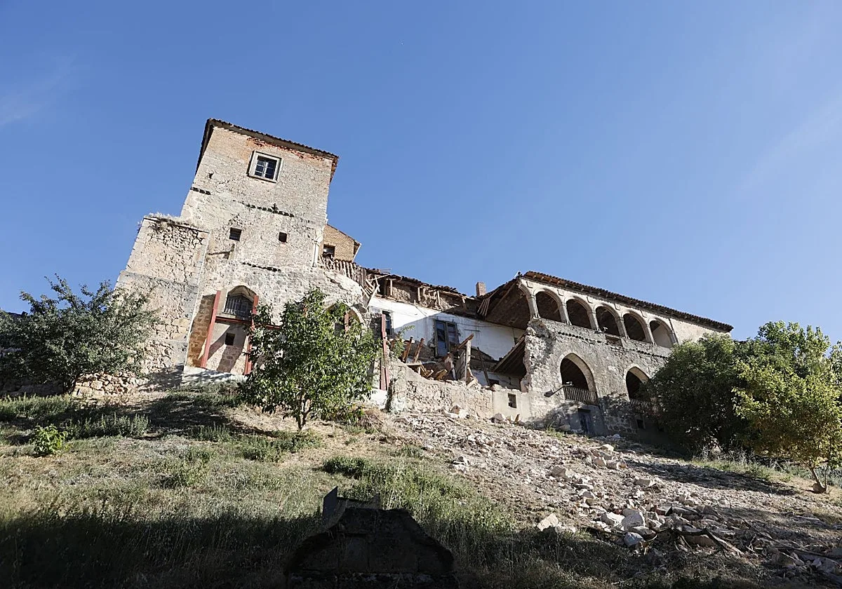La Junta interviene «de emergencia» en el Palacio de los Hurtado de Almazán tras un nuevo derrumbe