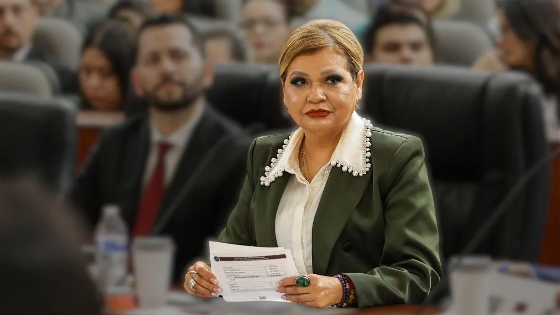 Narcomanta amenaza a fiscal de Baja California y señala a funcionarios por presuntas extorsiones