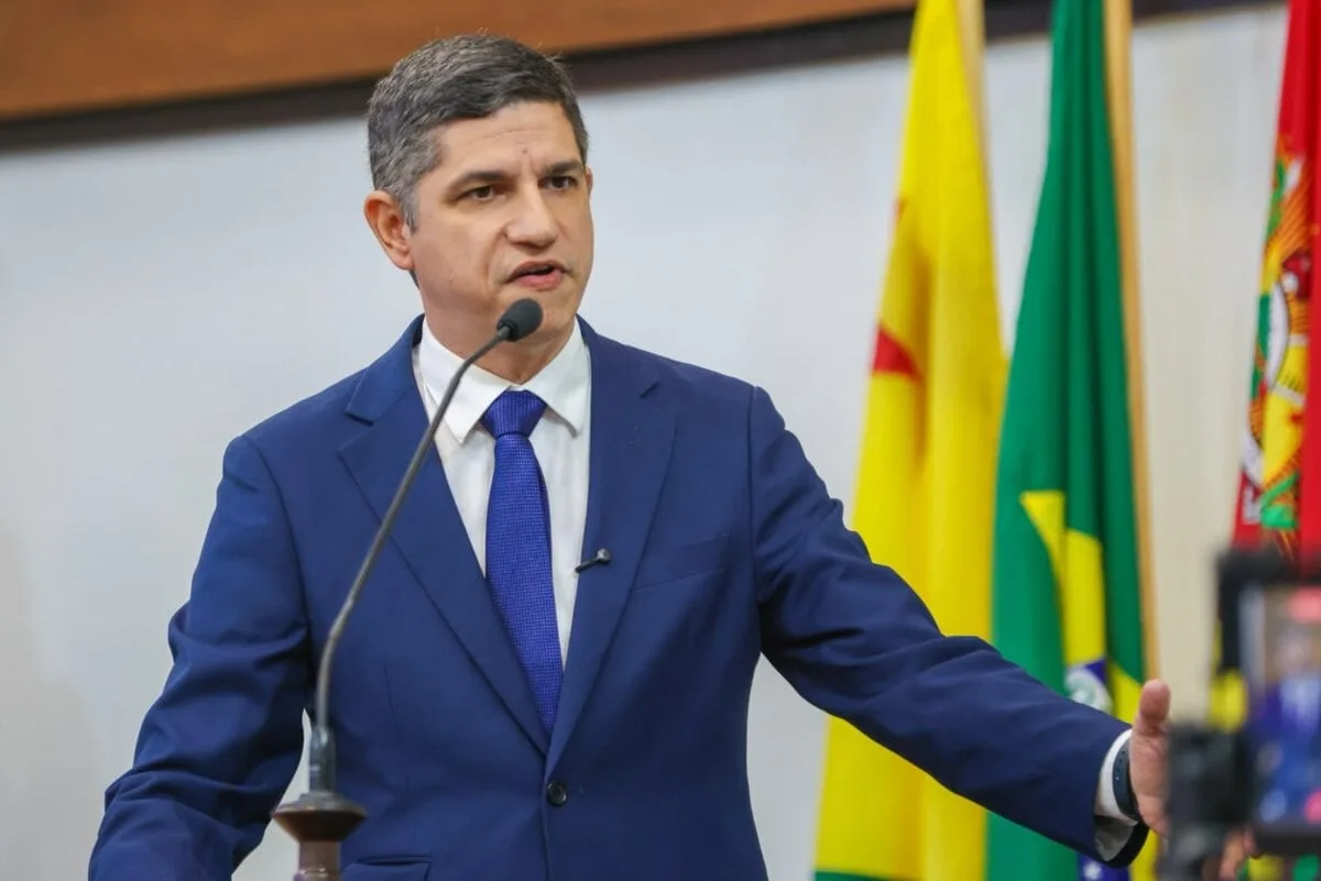 Na Aleac, Fagner Calegario repudia declaração de Bocalom sobre crítica à terceirização no Acre