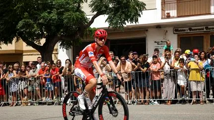 Tadej Pogacar, large leader du Tour d'Espagne, contraint à l'abandon après une grosse chute sur la 8e étape
