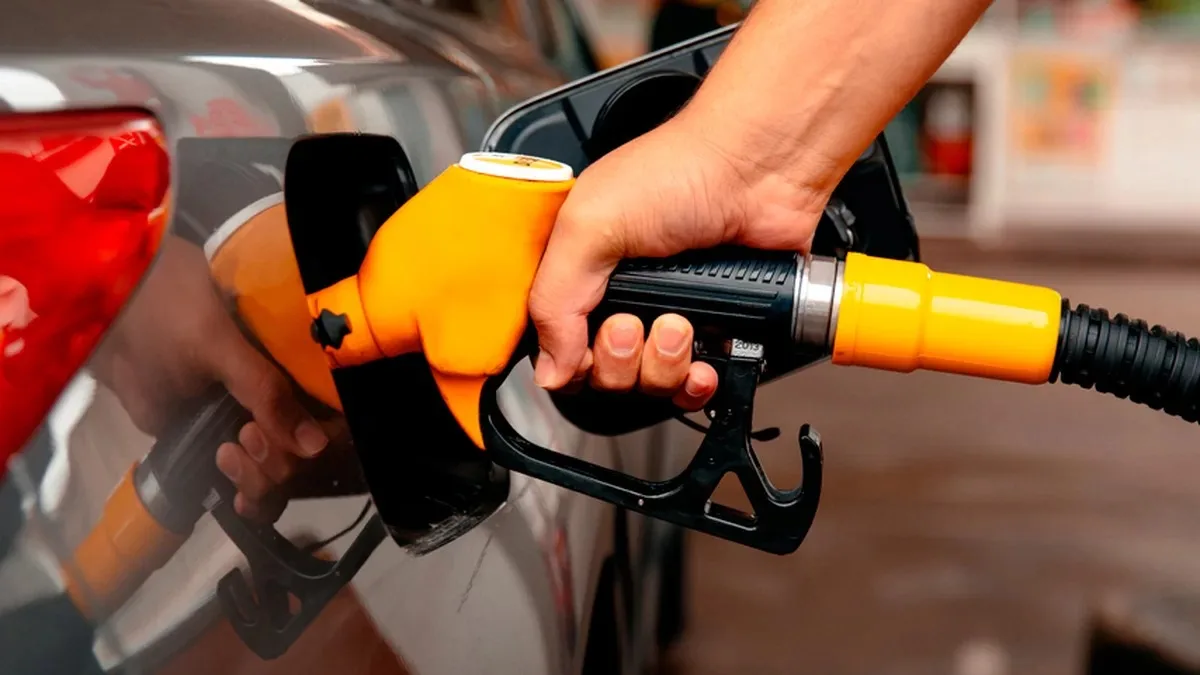 Gasóleo fica mais barato em Espanha: desconto sobe para 20 cêntimos