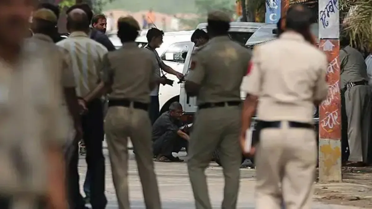 Man dies after ‘jumping off Bihar police vehicle’, family says he was taken away at 2 am