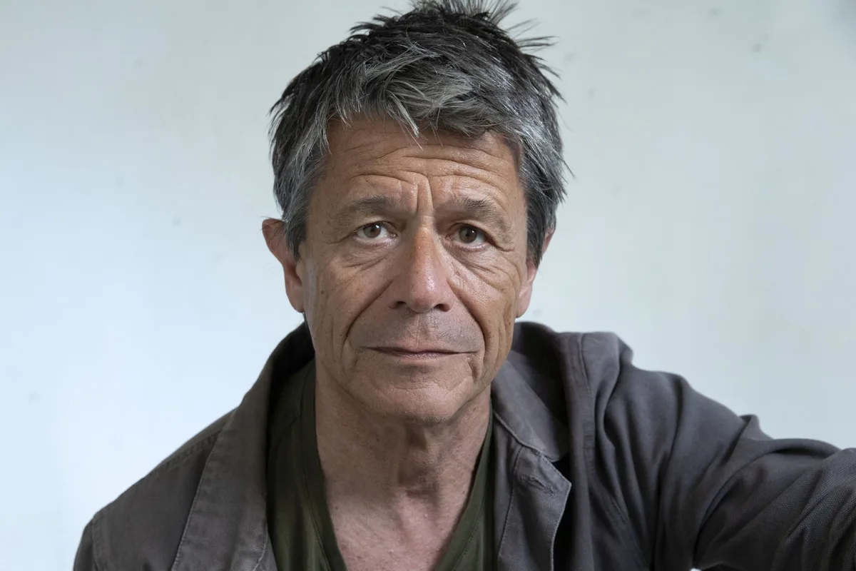 Carrère contará el detrás de escena de su libro “Koljós” en el Filba Internacional