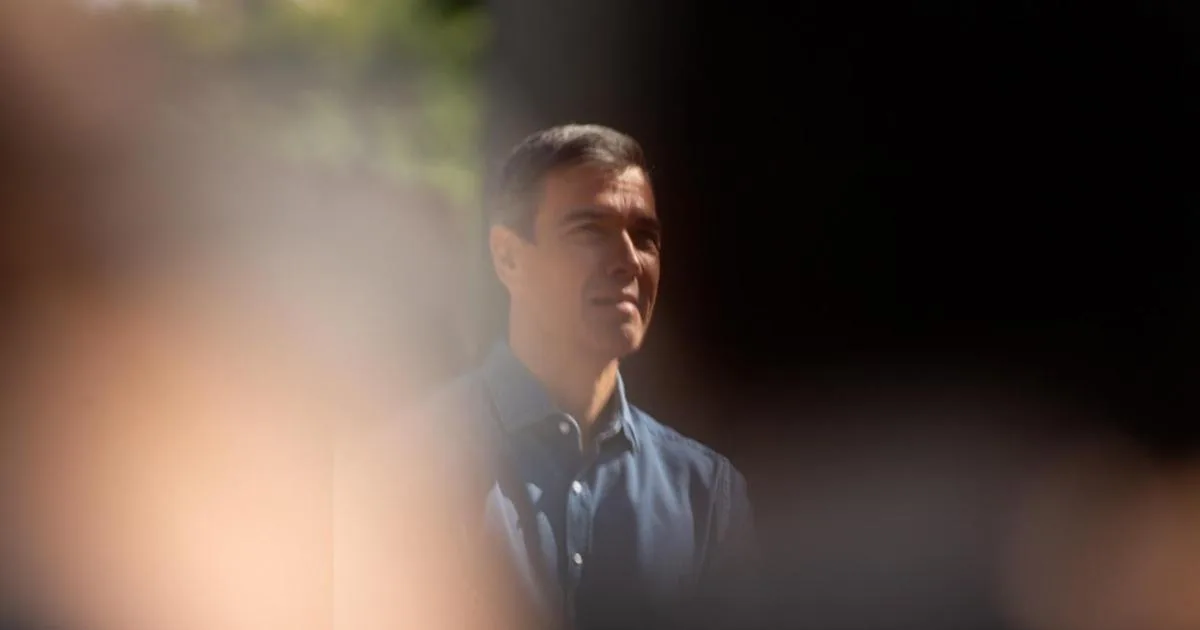 Sánchez vuelve de vacaciones con un giro de 180 grados en Ceuta tras 26 días de crisis