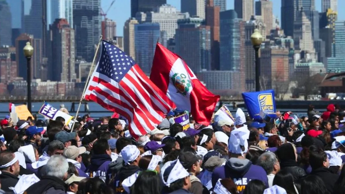 El Perú que también vive afuera
