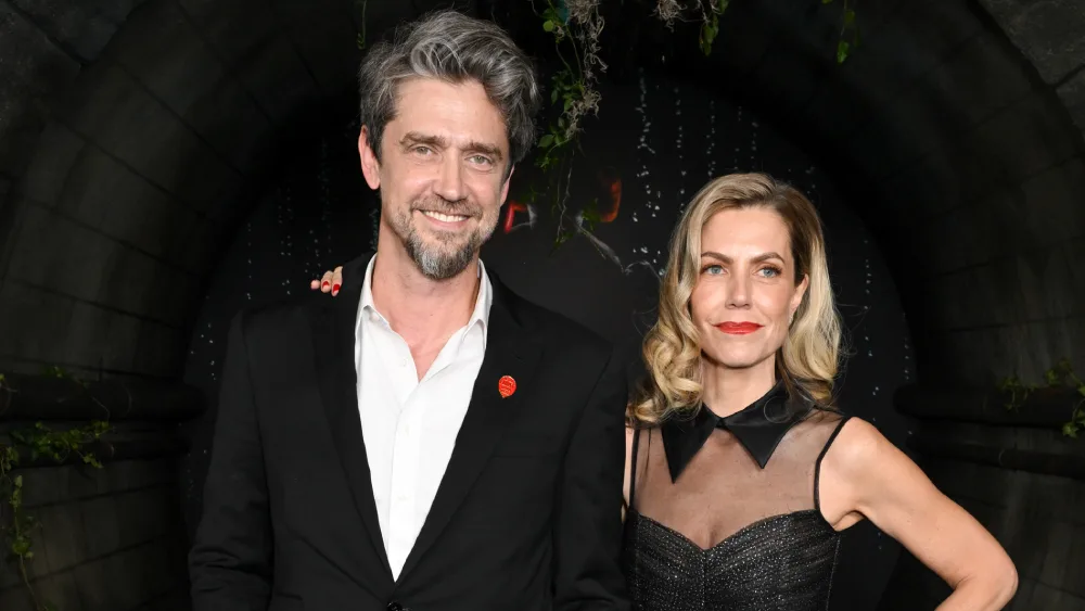 ‘It: Welcome to Derry’ Creators Andy and Barbara Muschietti on Late Tim Curry: ‘His Legacy Is Incredible’