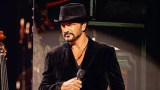Ricardo Arjona sorprende por gesto de cariño para un extrabajador
