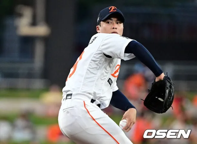 '아쿼 최초' 역사 썼는데…2G 연속 승리 실패, 김경문 감독은 "그래도 제 역할 잘해주고 있다" 신뢰