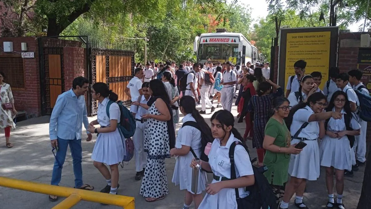 U.P. order ‘banning YouTubers’ from schools earns stinging rebuke from opposition
