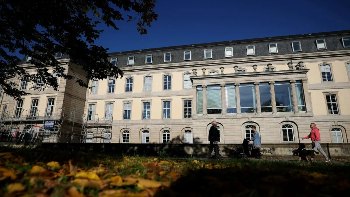 Strafrechtliche Ermittlungen: Niedersachsens SPD-Fraktionschef Politze tritt zurück