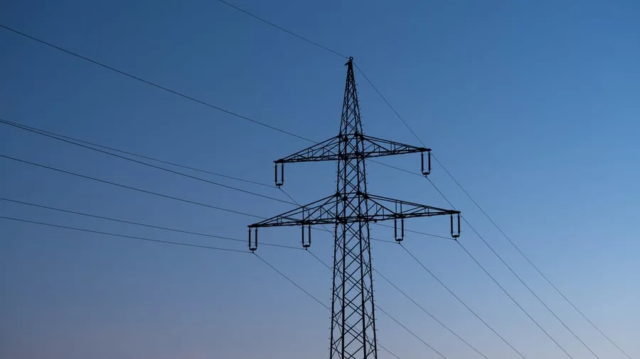 Energie: Netzentgelte für Strom und Gas steigen 2027