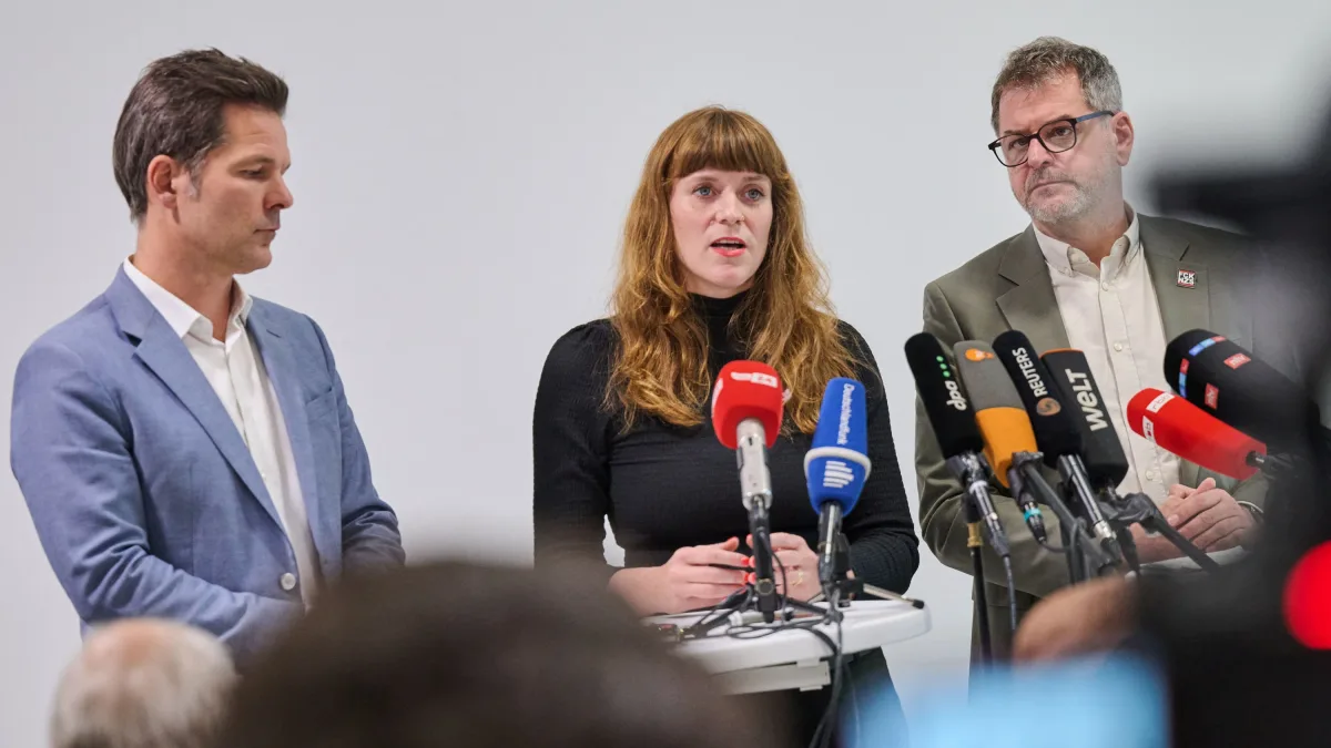 Deutschland liveblog: Nach Aufnahme von Emde in Berliner Linksfraktion unterbrechen SPD und Grüne Sondierungen
