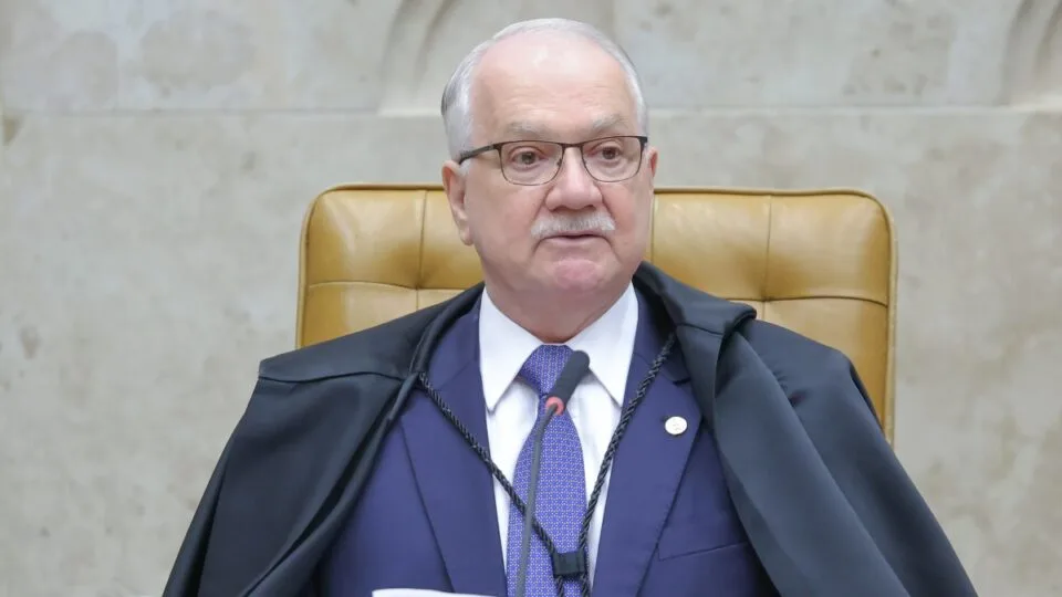 Fachin anuncia que tomará providências sobre crise no STF nos próximos dias