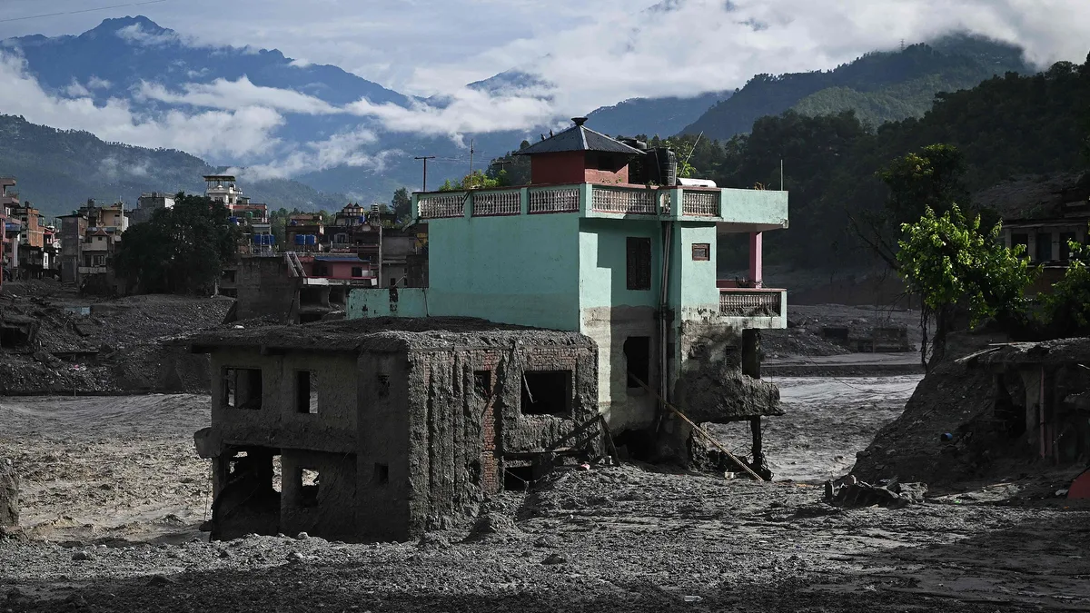 Death toll rises to 1,204 in Nepal after massive mudslide
