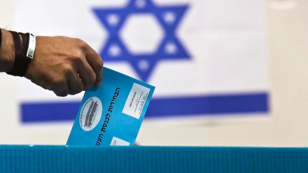 Diáspora israelense se mobiliza: eleitores que vivem no exterior vão retornar ao país apenas para votar