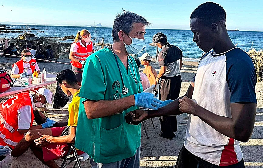 Sólo dos médicos voluntarios para 10.000 migrantes en Ceuta: "Estamos cerca de una verdadera crisis de salud pública"