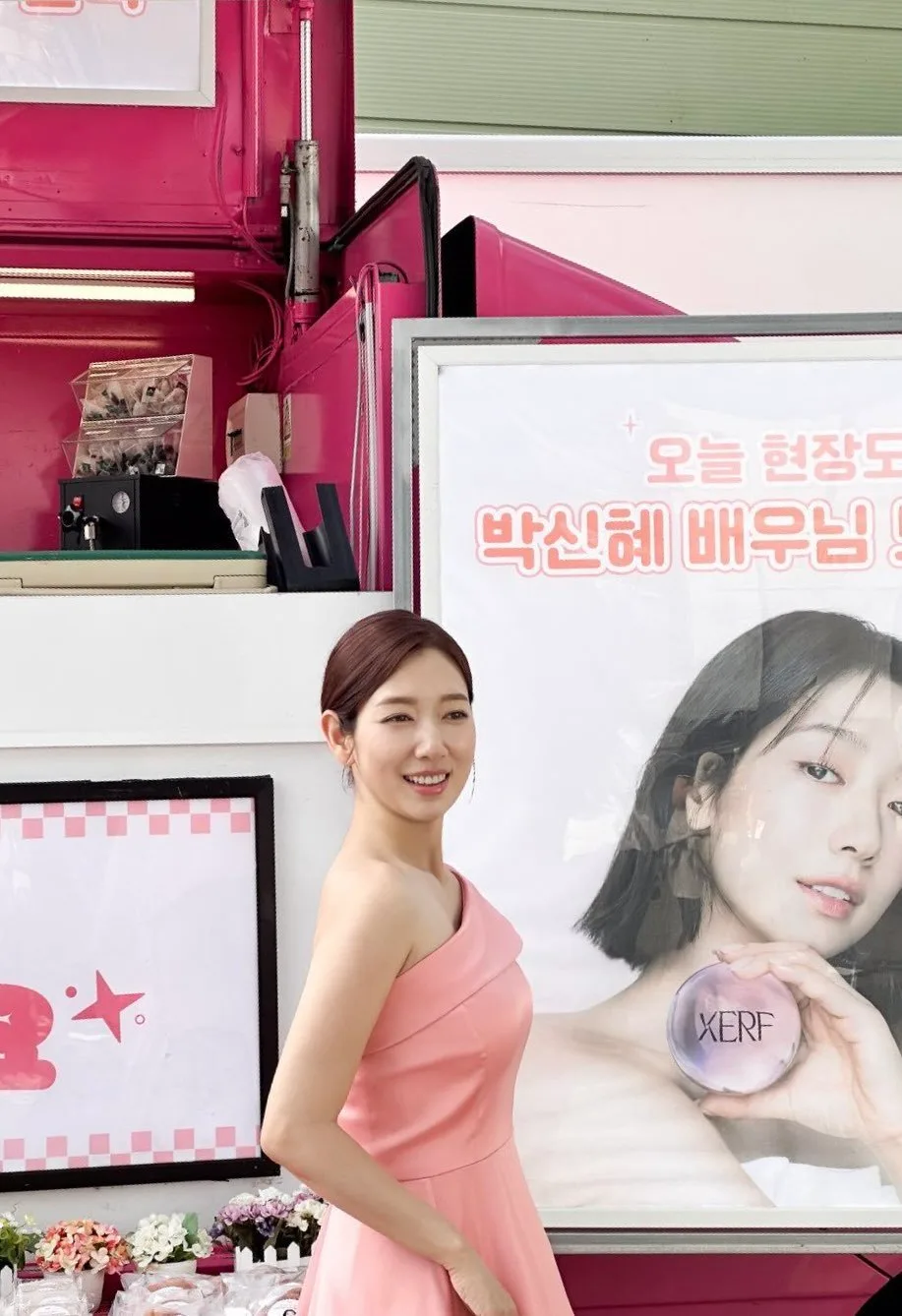 ‘최태준♥’ 박신혜, 둘째 임신 근황…D라인 숨긴 드레스 자태