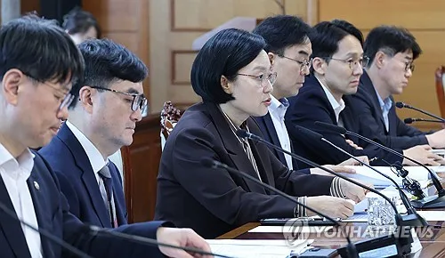 韓총리 "주택공급에 모두 한팀…어려운 지역 해결책 찾을 것"