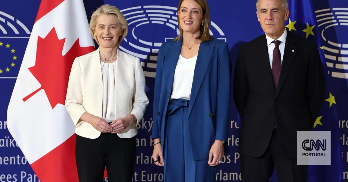 "Membro associado": Comissão Europeia explica o que significa a aproximação inédita com o Canadá depois de Trump ameaçar aumentar tarifas