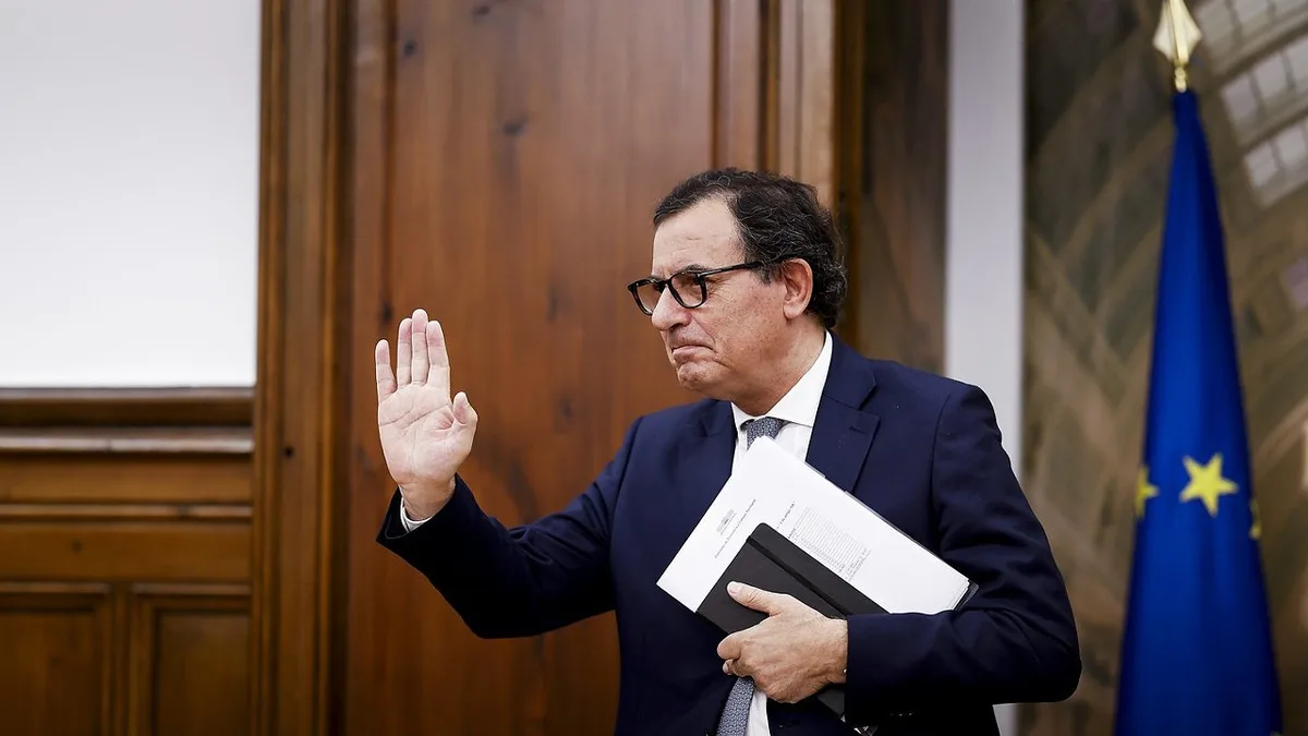 Governo rejeita "quebrar contas certas" para dar mais apoios