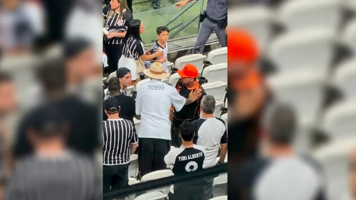 ‘Não me representam’: ídolo do Corinthians candidato nas eleições defendeu criança após presente de Neymar