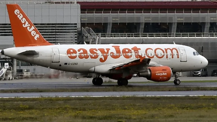 "Cela m'a coûté 1.700 euros": la colère d'un Français qui a vu son vol annulé quelques heures avant le décollage par la grève chez EasyJet