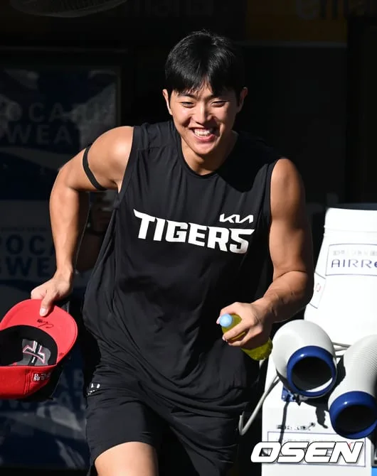 이의리 1이닝 KKK 퍼펙트 세이브는 처음..."만루홈런 맞은 볼 후회없다" 했는데 김재현 라인업 빠지자 안도