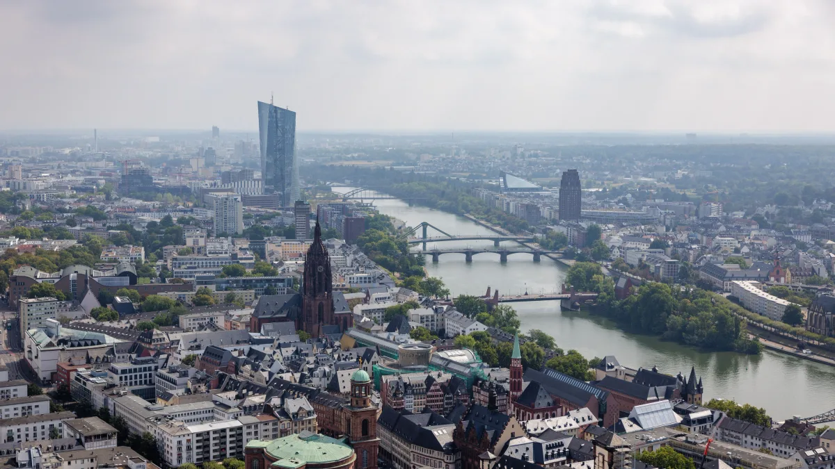 Inflationssprung: Inflation im Euroraum steigt deutlich auf 3,3 Prozent