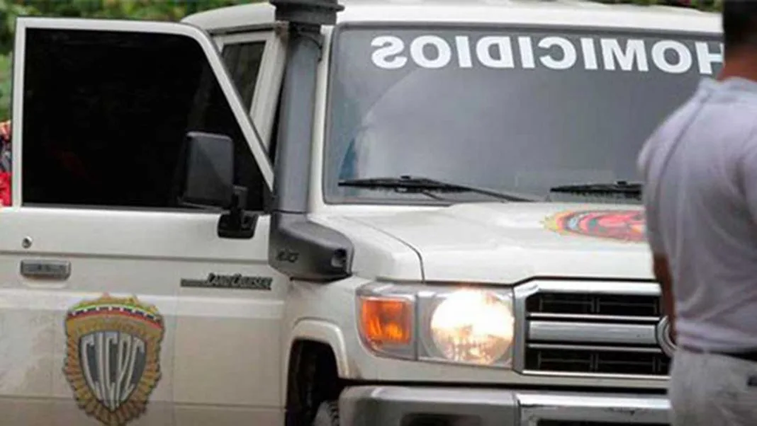 Presos tres hermanos por herir a su padrastro