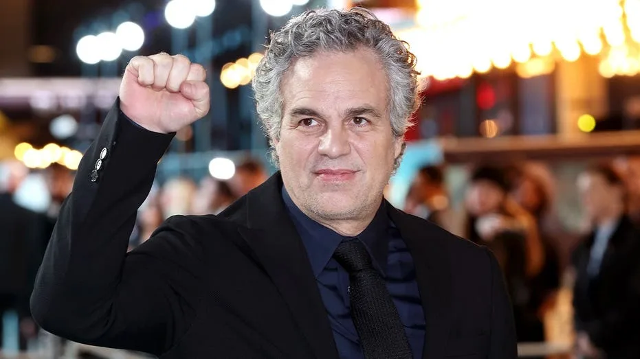 More than 180 Jewish entertainers rally behind actor Mark Ruffalo in protest letter
