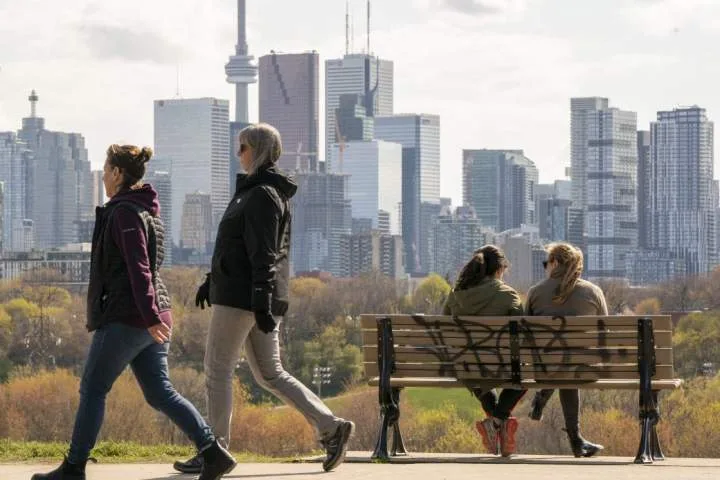 Health Canada approves drug to treat hot flashes for some cancer patients