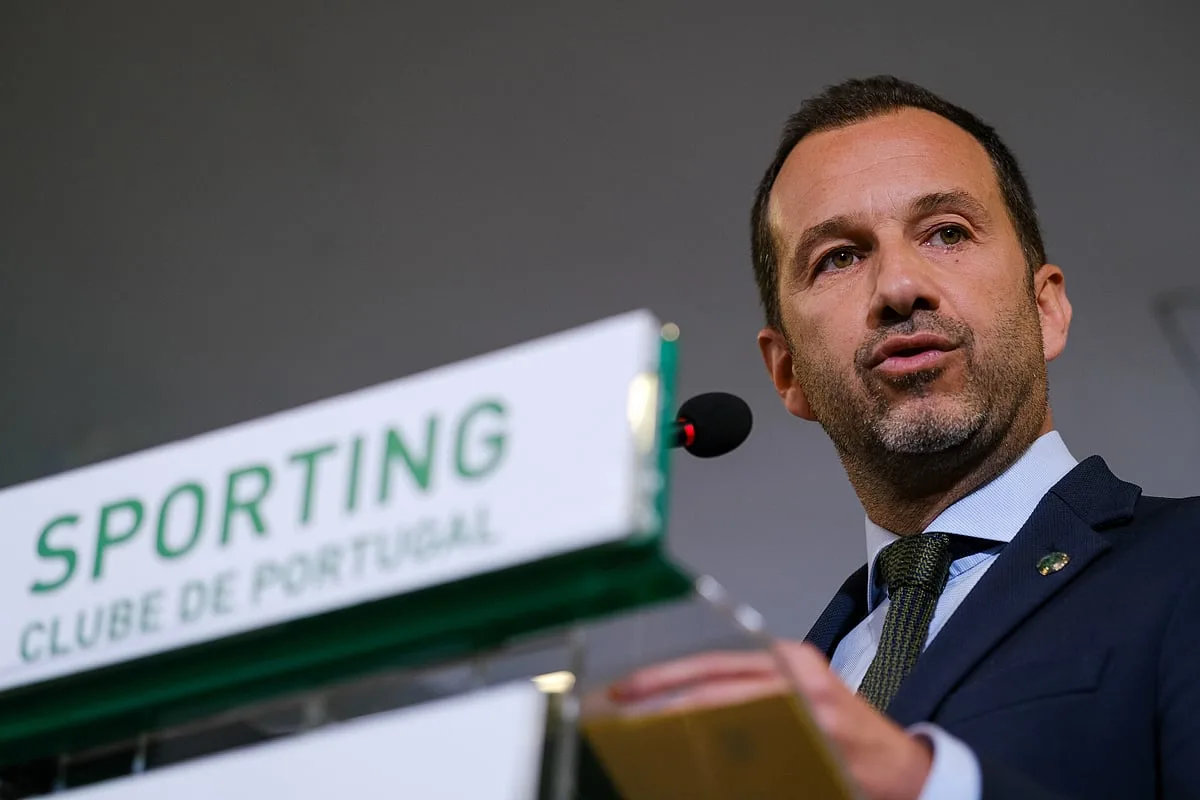 Varantas garante que Luis Suárez vai continuar no Sporting