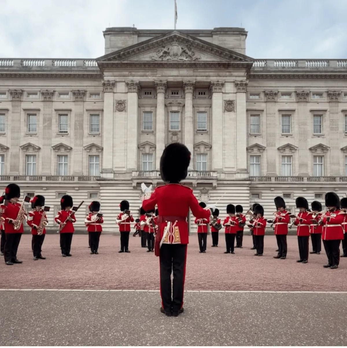 Dolly Parton’s 9 To 5 played at Changing the Guard in Royal Family's tribute to Country superstar