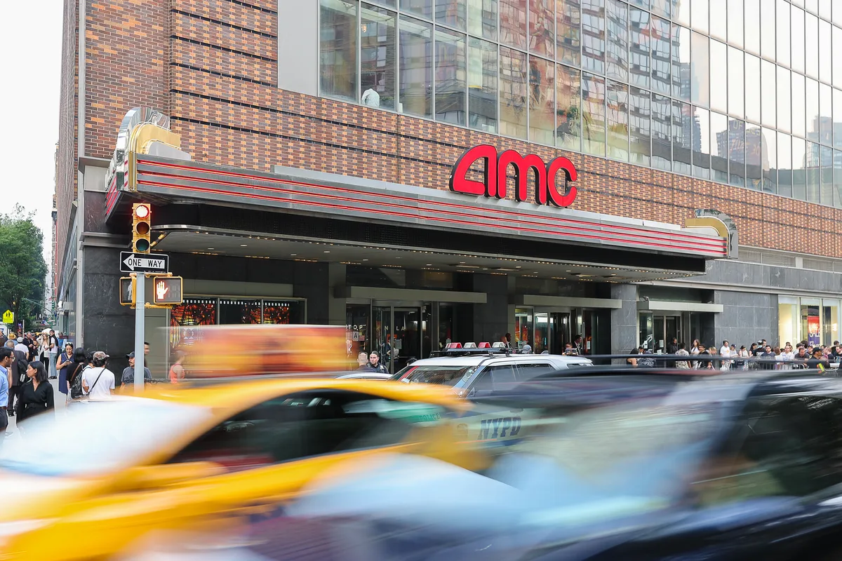 Going to the Movies Is Being Ruined in One Specific, Infuriating Way