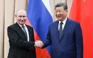 Putin se reunió con Xi Jinping en cumbre de Shanghái